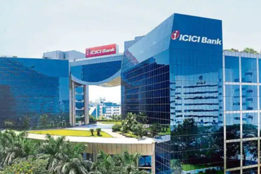 icici-bank’s-growth-strategy:-can-it-stay-ahead-in-the-banking-race?